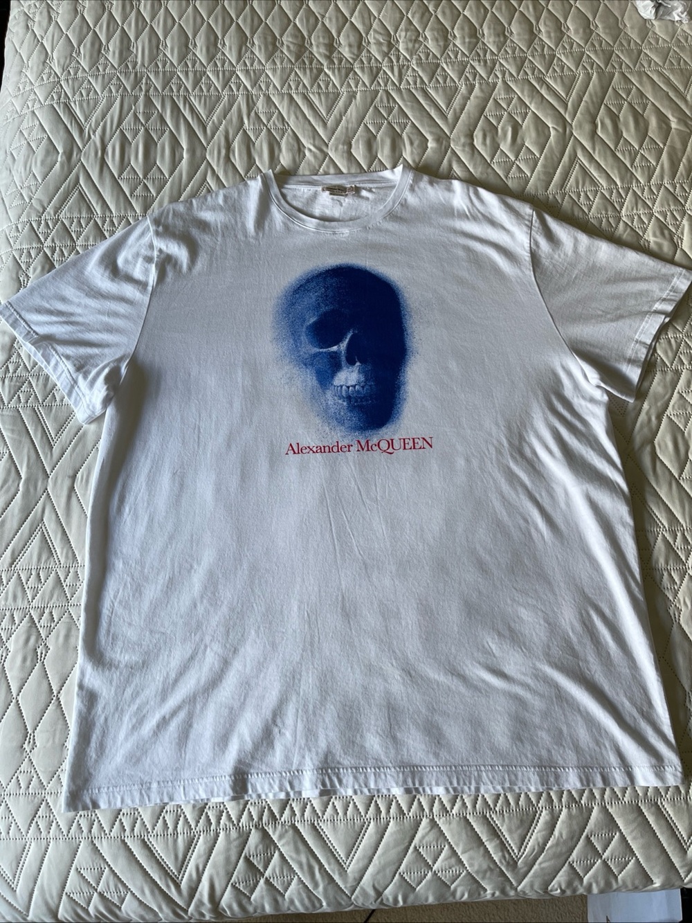 Alexander McQUEEN White Graphic Skull T-Shirt - Blue Skull Size L AUTHENTIC 🔥🔥🔥